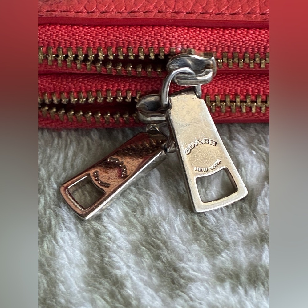 Coach Pebbled Leather Wristlet with Silver Logo - Picture 5 of 11
